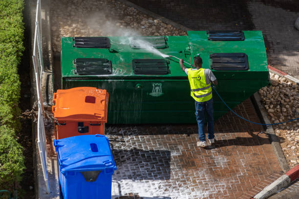 Best Roof Pressure Washing  in Leominster, MA